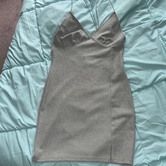 Silver Sparkly Divided Mini Dress - Picture 4 of 8
